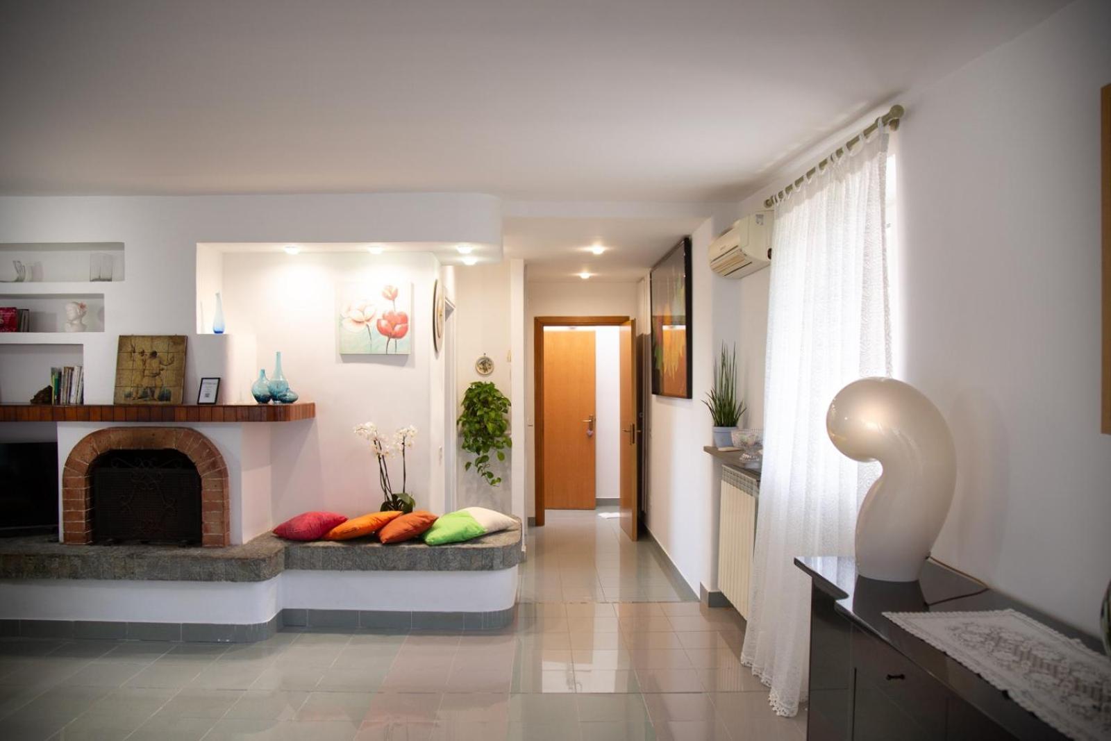Casa Petito - Casa Vacanze Giugliano In Campania Dış mekan fotoğraf